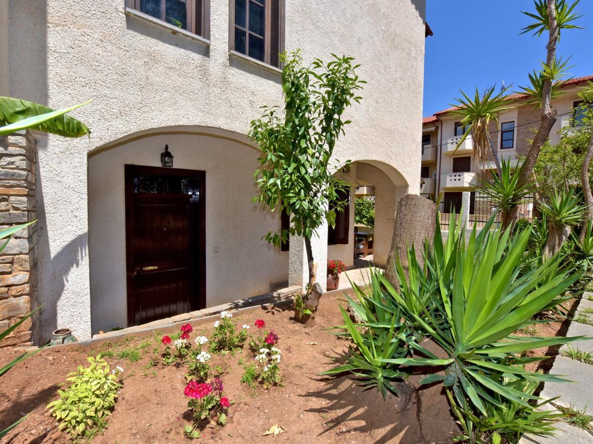 Ares Garden House - Nea Moudania Halkidiki Guest House Luaran gambar